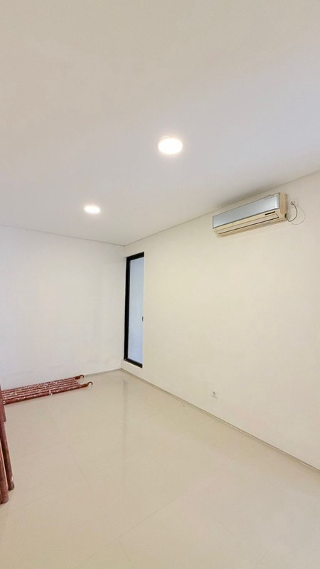 Dijual Rumah Northwest Hill Citraland Surabaya Barat Siap Huni