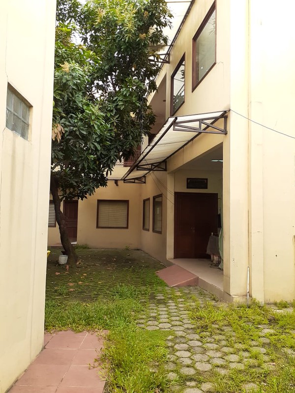 Gedung Kantor, Di Daerah Pasar Minggu