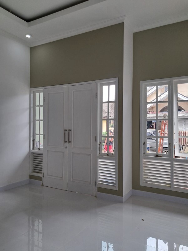 Rumah Cantik Siap Huni, Ramah Lingkungan,  Adem dan Asri. Renovasi total thn 2025. BSD Griya