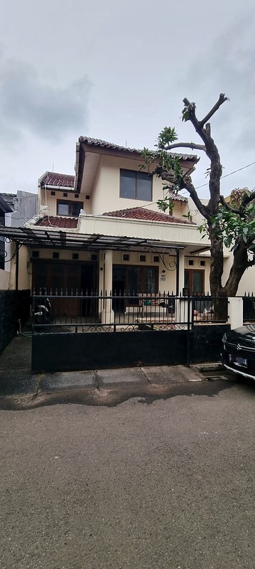 DIJUAL - Rumah di Jalan Flamboyan, Rempoa, Tangerang Selatan