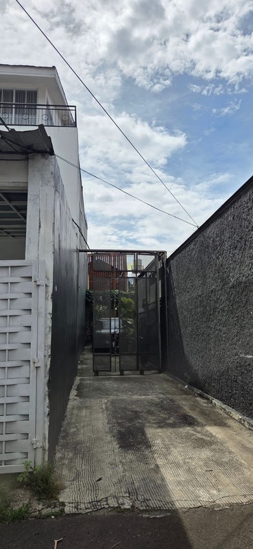 Rumah Mewah Exclusive dengan suasana Villa di Bali