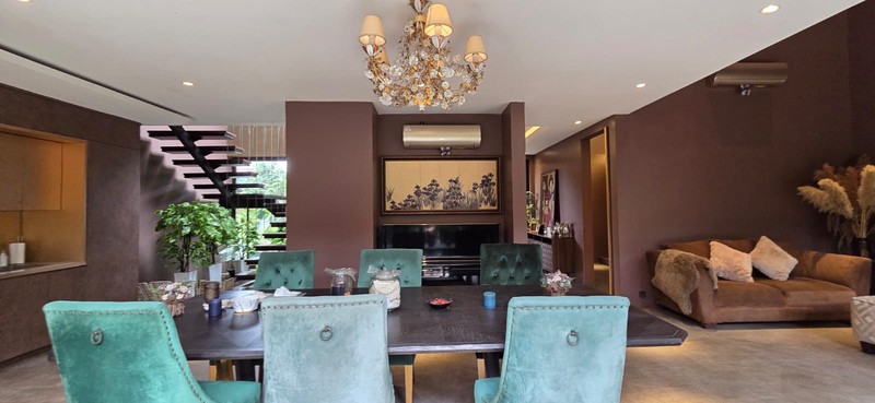 Rumah Mewah Exclusive dengan suasana Villa di Bali