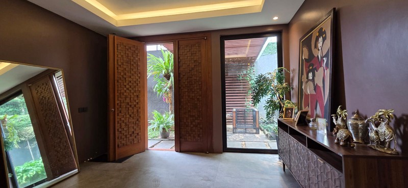 Rumah Mewah Exclusive dengan suasana Villa di Bali