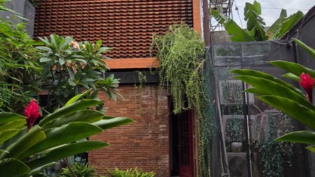 Rumah Mewah Exclusive dengan suasana Villa di Bali