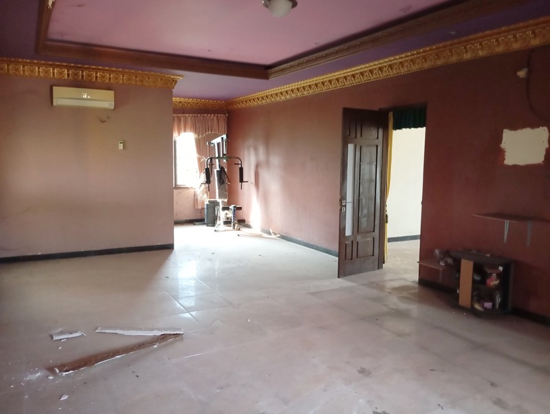 Rumah Berikut Tanah Strategis Dekat Pusat Bisnis Dan Industri Cikarang Kota