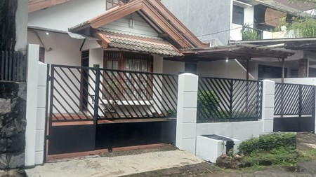 Rumah 2 Lantai, Lokasi strategis di Bintaro Sektor 5