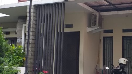 Rumah Gedangan Sydney Garden Puri Surya Jaya