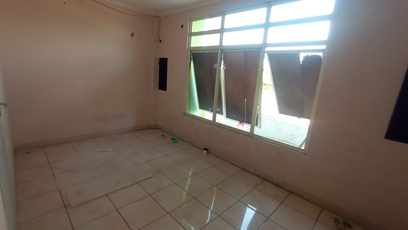 Ruko 2,5 lt Cocok Untuk Kantor di Harapan Indah Bekasi