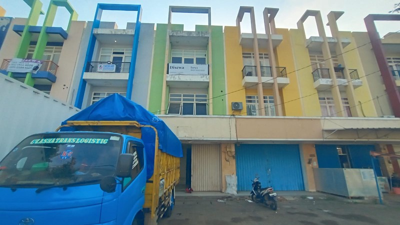 Ruko 2,5 lt Cocok Untuk Kantor di Harapan Indah Bekasi