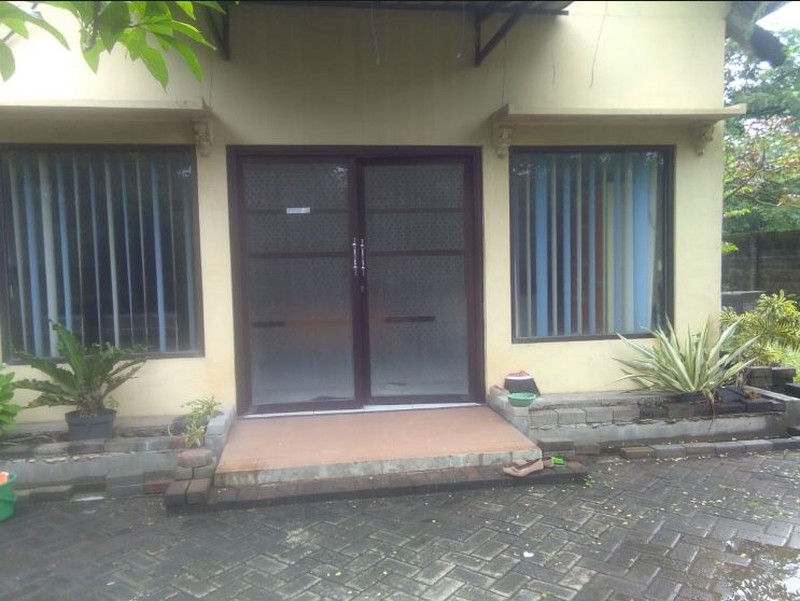 MURAH Dijual 3500 m2 Pabrik Paving Dekat Jalan Provinsi Mojosari Mojokerto Jawa Timur - Akses Kontainer 20 Feet - Izin Lengkap - Ada Gudang , Ruang Kantor - Surat SHM