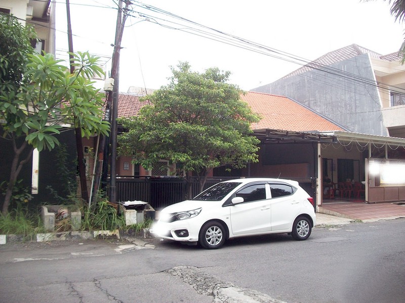 Rumah di Nginden Intan Timur Surabaya Timur, Bagus + Terawat, Row Jalan Lebar - MG -