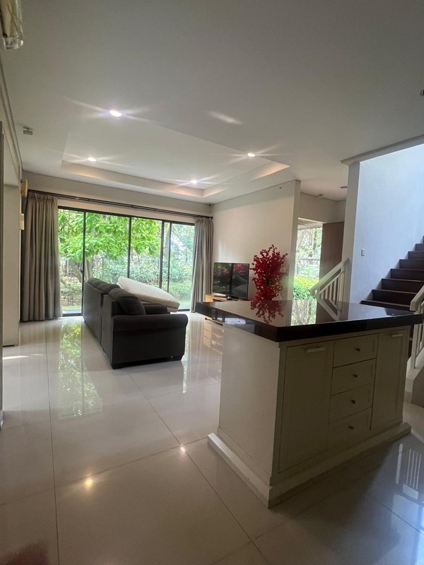 Rumah Hoek Fasum Samping luas Cluster De Naara - De Park BSD City