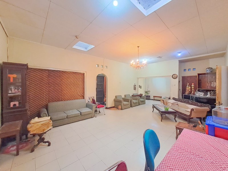 Rumah klasik di Blok S Kebayoran Baru, dekat SCBD Kuningan Wolter