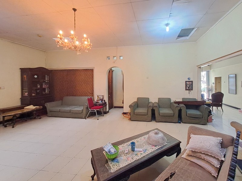 Rumah klasik di Blok S Kebayoran Baru, dekat SCBD Kuningan Wolter