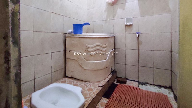 Dijual Rumah Tinggal di Jl H Kuncin Ciledug