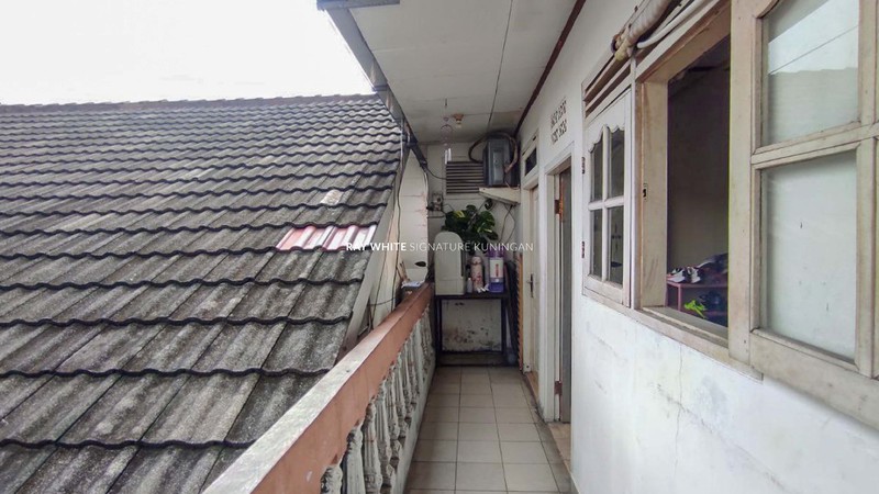 Dijual Rumah Strategis di Jalan Makmur Raya Menteng Atas Setiabudi