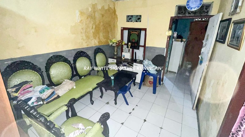 Dijual Rumah Bangunan Lama Lokasi Premium di Jl. Karbela II, Setiabudi