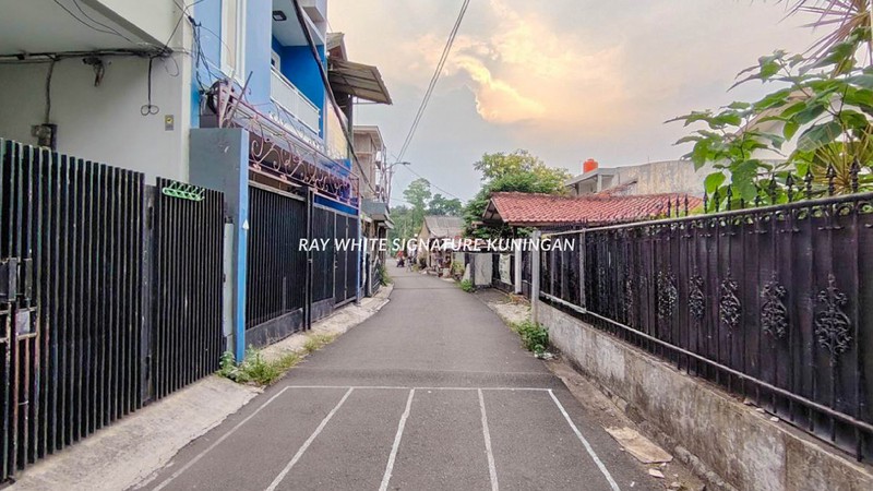 Rumah Kost Minimalis Lokasi Strategis di Jl Kenanga, Bintaro