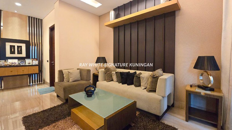 Rumah Mewah 2 Lantai di Banyan Ville The Green - BSD City