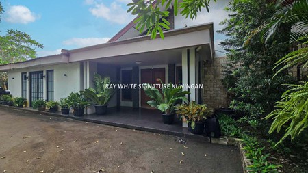 Rumah Nyaman dan Asri, Lokasi Premium di Jl. RS Fatmawati Raya