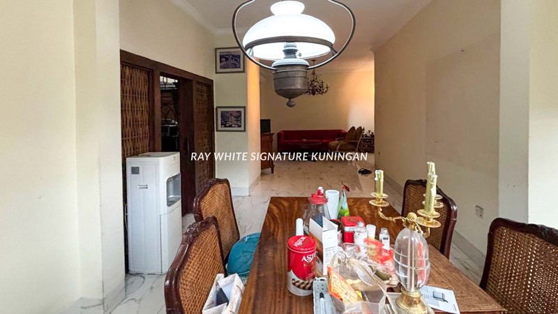 Rumah Tinggal Kawasan Ex Menteri dan Duta Besar di Patra Kuningan