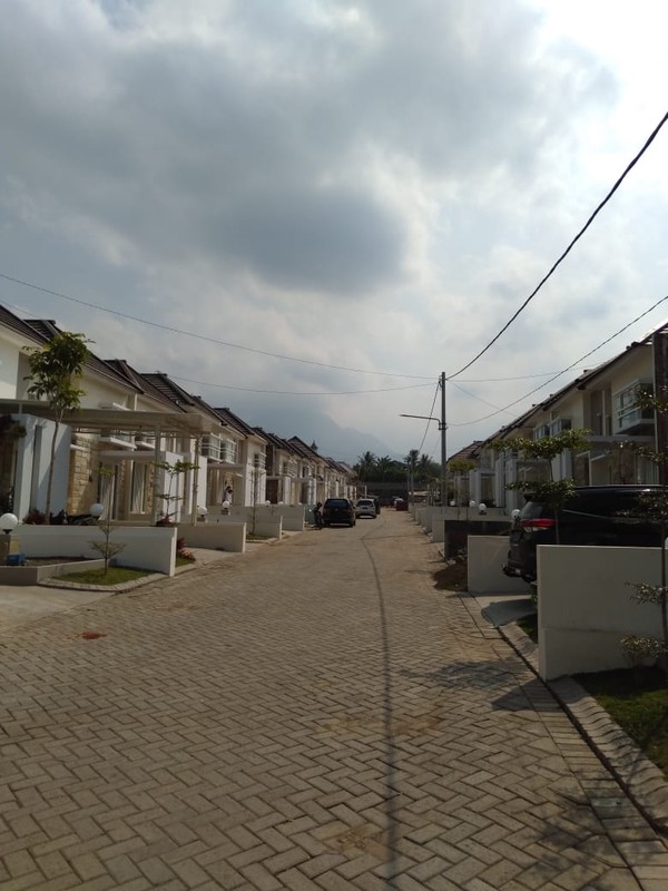 DIJUAL RUMAH SIAP HUNI DI VILLA KAYANA BATU 