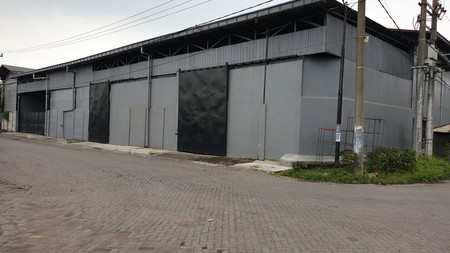 Di jual Gudang 529m2 Pergudangan Osowilangun Permai Lokasi depan pelabuhan Teluk Lamong Surabaya_