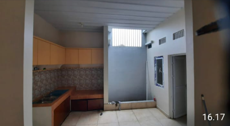 Rumah 2 Lantai Siap Huni, Hunian Nyaman dan Strategis Dekat Bintaro Jaya