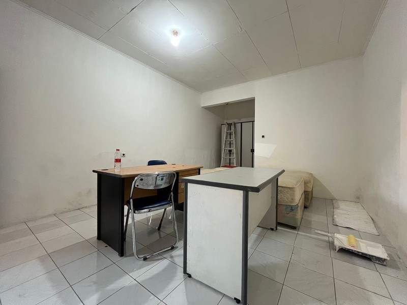 Margonda Pondok Cina kost 68 pintu jalan kaki 50 meter ke UI