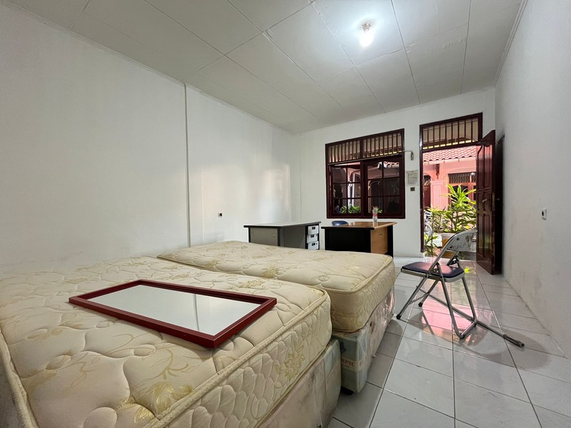 Margonda Pondok Cina kost 68 pintu jalan kaki 50 meter ke UI