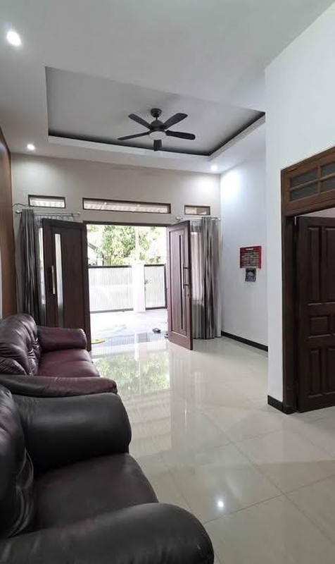 Dijual Rumah Siap Huni 1 M an di Perumahan Bhaskara Surabaya