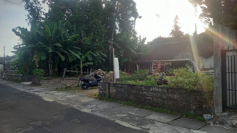 Tanah Strategis 2000 Meter Persegi Dekat Ringroad & Pasar Buah, Ambarketawang, Gamping, Sleman