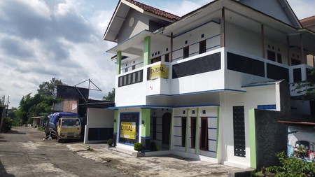 Rumah 2 Lantai 306 Meter Persegi, Akses Mudah Dari Jalan Ringroad Utara, Maguwoharjo, Depok, Sleman