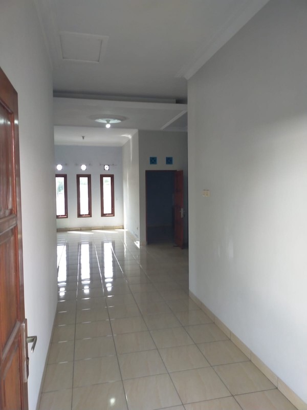 Rumah 2 Lantai 306 Meter Persegi, Akses Mudah Dari Jalan Ringroad Utara, Maguwoharjo, Depok, Sleman