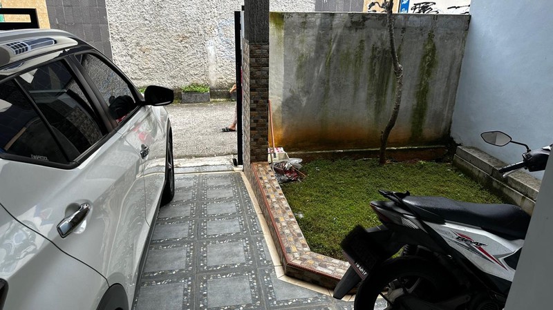 DIJUAL Rumah 2lantai di Depok