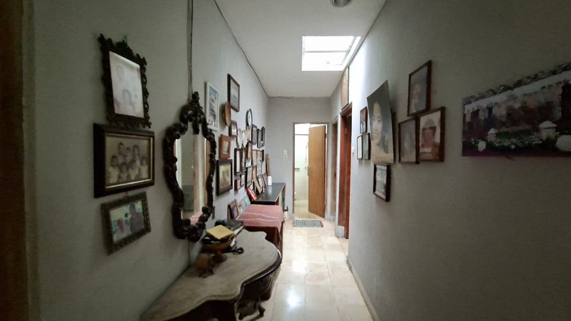 BEST PRICE !!! Rumah Lama di Karang Pola, Jati Padang