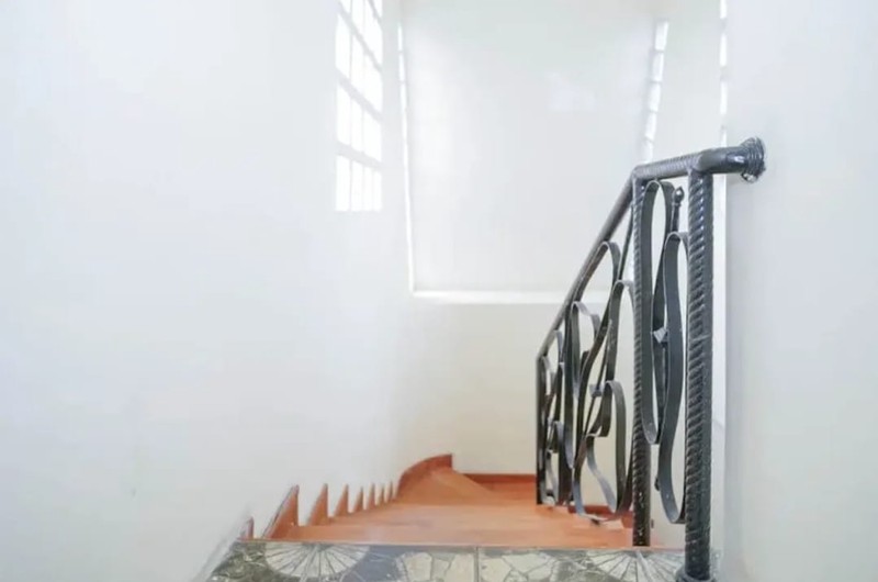 Dijual Rumah Untuk Kost-kostan Lokasi Strategis Di Jl. Hang Lekir, Senayan, Jakarta Selatan