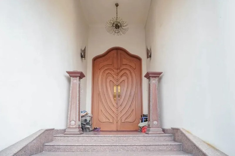 Dijual Rumah Untuk Kost-kostan Lokasi Strategis Di Jl. Hang Lekir, Senayan, Jakarta Selatan