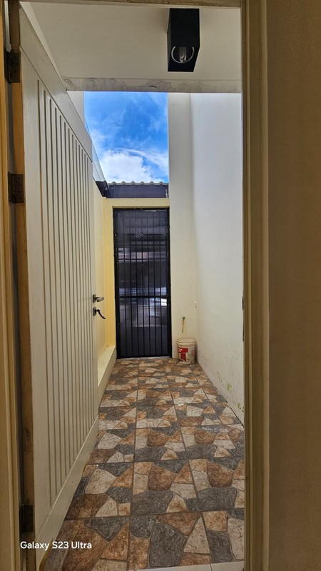 Rumah Bagus Di Urbana Place Ciputat Tangerang Selatan