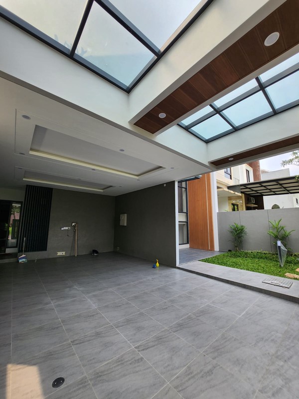 Dijual Rumah Baru Modern Mewah Woodland Citraland Premium Desain 3 Lantai PLUS Private Lift