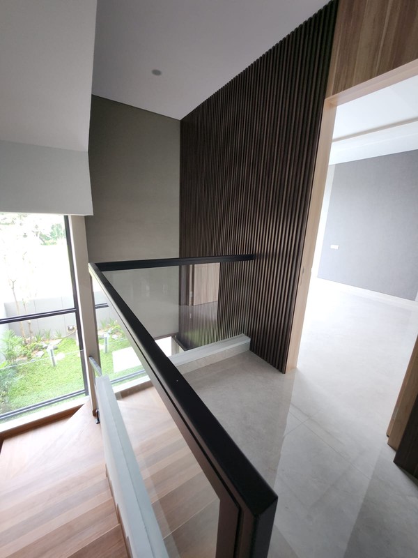 Dijual Rumah Baru Modern Mewah Woodland Citraland Premium Desain 3 Lantai PLUS Private Lift