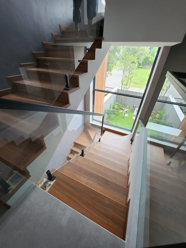 Dijual Rumah Baru Modern Mewah Woodland Citraland Premium Desain 3 Lantai PLUS Private Lift