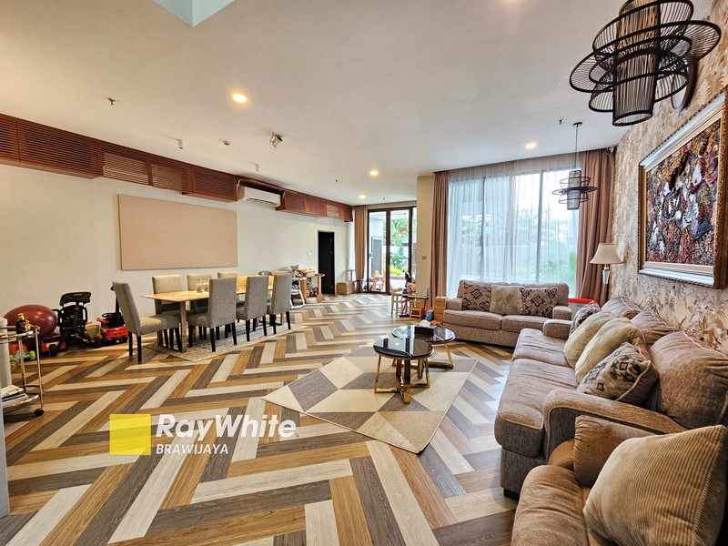 Essence Darmawangsa Townhouse, Kebayoran Baru, Jakarta Selatan, hanya 500 meter ke Mal Kemang Village