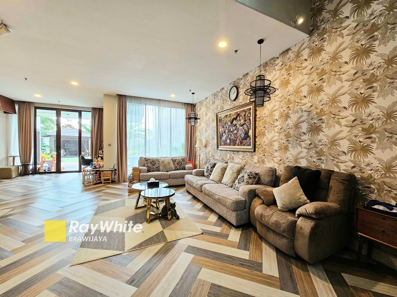 Essence Darmawangsa Townhouse, Kebayoran Baru, Jakarta Selatan, hanya 500 meter ke Mal Kemang Village