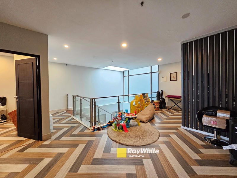 Essence Darmawangsa Townhouse, Kebayoran Baru, Jakarta Selatan, hanya 500 meter ke Mal Kemang Village