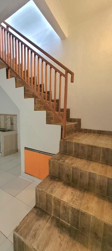 Rumah 2 Lantai Siap Huni dengan Hunian Nyaman dan Asri @Pamulang