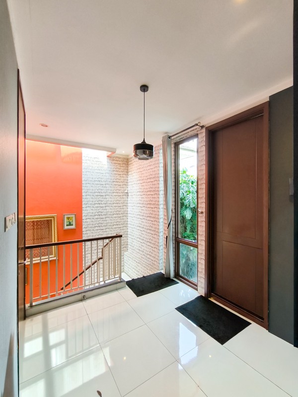 Rumah Bagus,siap huni di Bintaro Jaya 9