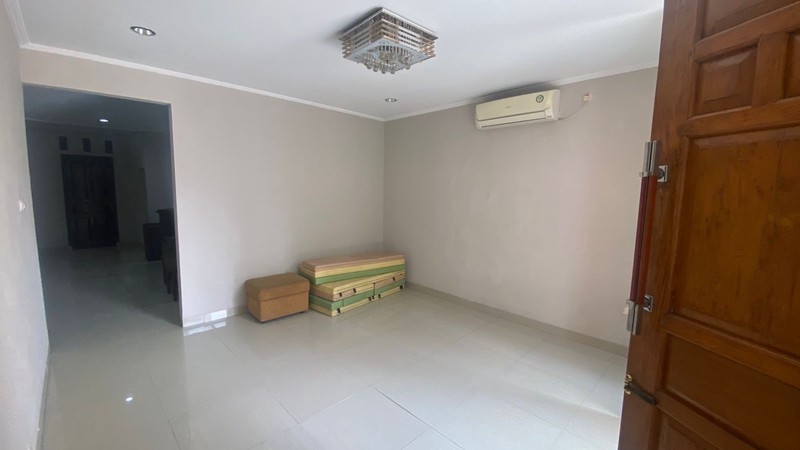 Rumah Bagus 2 Lantai Baru Renovasi di Kayu Putih Kayu Mas 5 Menit ke Stasiun LRT Kayu Putih