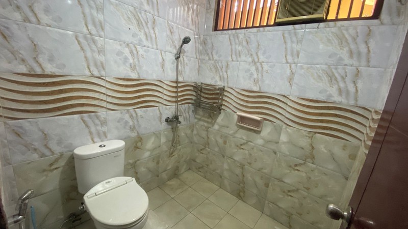 Rumah Bagus 2 Lantai Baru Renovasi di Kayu Putih Kayu Mas 5 Menit ke Stasiun LRT Kayu Putih