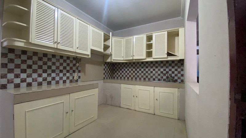 Rumah Bagus 2 Lantai Baru Renovasi di Kayu Putih Kayu Mas 5 Menit ke Stasiun LRT Kayu Putih